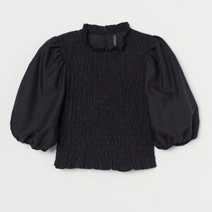 H&M Puff-sleeved Smocked Blouse